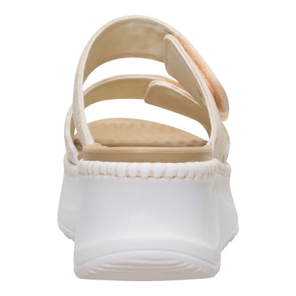 The Cloud-Walk Angle